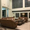Отель Oyo 2621 Darmo Palace Syariah, фото 5