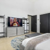 Отель Unique Modern 4BR w Large Private Pool Mini Golf, фото 5