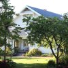Отель Browns Boutique Bed and Breakfast, фото 1