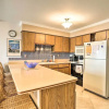 Отель The Shores Condo w/ Beach Access < 2 Mi to Dtwn!, фото 10