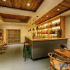 Отель Qingcheng Mountain Qizhiquexipan Hot Spring Homestay, фото 2
