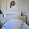 Отель 3 Bedroom House in Brighton Sleeps 6, фото 8