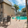 Отель Minorga in Siesta Key Village, фото 33