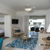 Отель 1770 Lagoons Central Apartment Resort, фото 3