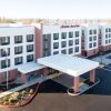 Отель Hampton Inn & Suites Santa Rosa Sonoma Wine Country, фото 22