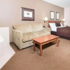 Отель Super 8 Sainte Agathe Hotel, фото 3