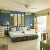 Отель Moonlight Beach Studio At Montego Bay Club Resort, фото 3