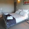 Отель Waitomo Golfstays B&B, фото 10