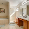 Отель Sue's West Haven Vacation Home, фото 9