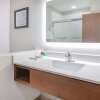 Отель La Quinta Inn & Suites by Wyndham Jackson/Cape Girardeau, фото 44