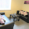 Отель Spacious Apartment Heaton, фото 8