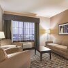 Отель La Quinta Inn & Suites by Wyndham Mt. Pleasant, фото 4