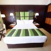 Отель Best Western Premier Garden Hotel Entebbe в Энтеббе