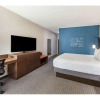 Отель La Quinta Inn & Suites by Wyndham Houston East at Sheldon Rd, фото 27