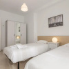 Отель Triana With Free Parking, фото 8