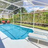 Отель Southern Breeze Great Pool Space! 4 Bedroom Home, фото 7