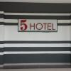 Отель Five Hotel в Серембане