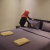 Отель Orange Inn Hotel Mangga Besar, фото 29