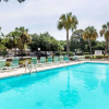 Отель Days Inn Little River, фото 9