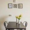 Отель FRONTDESK Main & Clay Apts Butcḣertown Louisville, фото 15