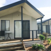 Отель Snug Beach Cabin And Caravan Park, фото 33