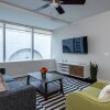 Отель CozySuites | TWO Classy Apartments w/ SKY POOL в Далласе