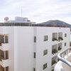Отель Apartamentos Bon Lloc в Санта-Эулалия-дель-Рио