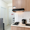 Отель Comfort Designed 2Br Green Pramuka City Apartment, фото 10