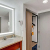 Отель Comfort Inn, фото 4