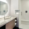 Отель Courtyard by Marriott Montreal Midtown, фото 27