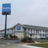 Отель Travelodge by Wyndham Madison Heights MI, фото 1