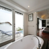 Отель The Kanjeng Villas Batubelig, фото 26