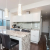 Отель Applewood Suites - 2 BDRM King & Spadina, фото 6
