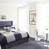 Отель Central Edinburgh Studio Flat, фото 10