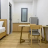 Отель RedDoorz Premium near E-Town, фото 13