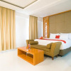 Отель RedDoorz Premium @ Mataram City Center, фото 2