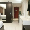 Отель Luxurious Studio At Mataram City Apartment, фото 6