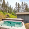Отель 'summit Solitude' Apt w/ Lake Views & Hot Tub!, фото 11