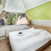Отель Restyled Bungalow With Dishwasher, in Natural Surroundings, фото 14