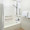 Отель Courtyard by Marriott Greensboro, фото 8