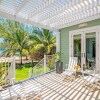 Отель Sea Orchard Retreat by Grand Cayman Villas & Condos в Северной стороне