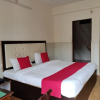 Отель OYO 14420 Hotel Green Woods, фото 7