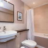 Отель Stylish 2 Bed in Central London, sleeps 6, фото 9