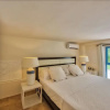 Отель Exclusive Location, Heated Pool, Walk to the Beach, AC, Free Wifi, Concierge Services, фото 8