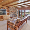Отель 2098-cove Lakefront Chalet 4 Bedroom Home by RedAwning, фото 12