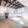 Отель Historic Heartbeat 2BR Townhouse in Central Bliss, фото 13