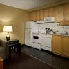 Отель Whistler Village Inn And Suites, фото 8