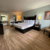Отель Tricove Inn & Suites, фото 23