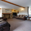 Отель Hulmes Vale House - Sleeps 14 - Peak District, фото 2