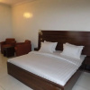 Отель Posh Hotel And Suites, фото 3